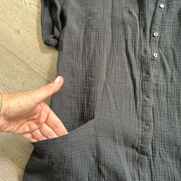 BNWT gauze romper - Picture 8 of 8